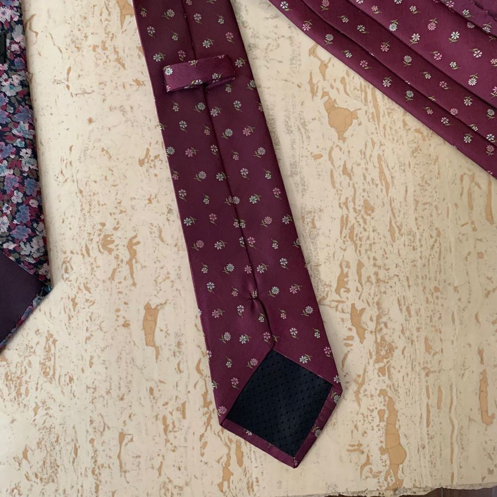 👔Two 100% silk  ties - Picture 6 of 9